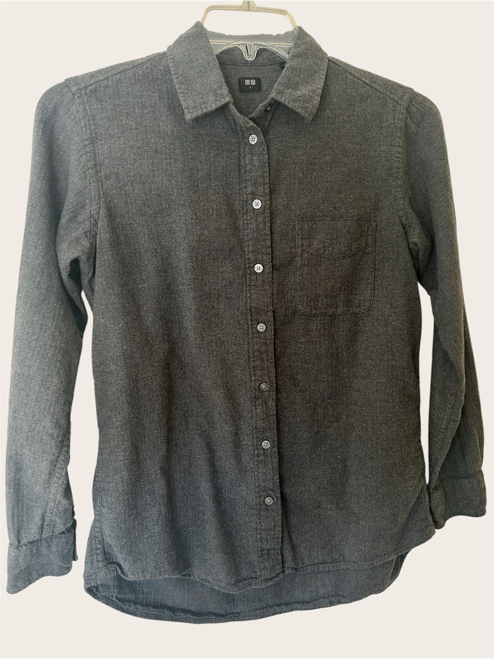 Uniqlo Men’s Charcoal Brushed Cotton Two‑Tone Stripe Button-Down Shirt Small